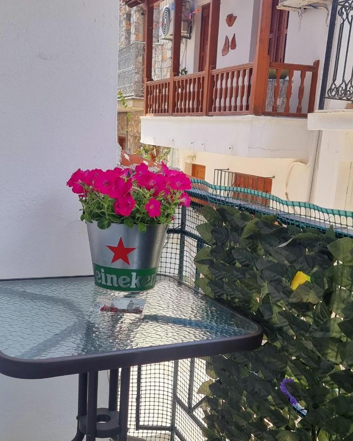 Appartamento Angel Studio Città di Skiathos Esterno foto
